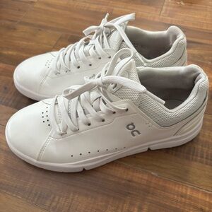 On Cloud The Roger Running Shoe